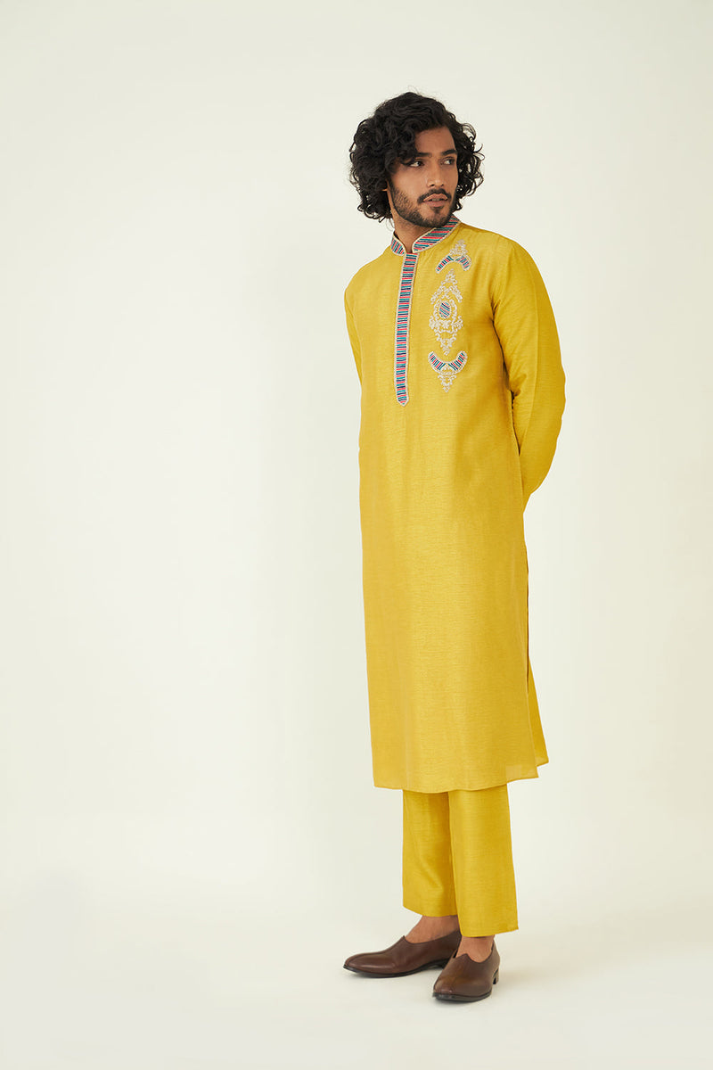 Ayaan Kurta Set