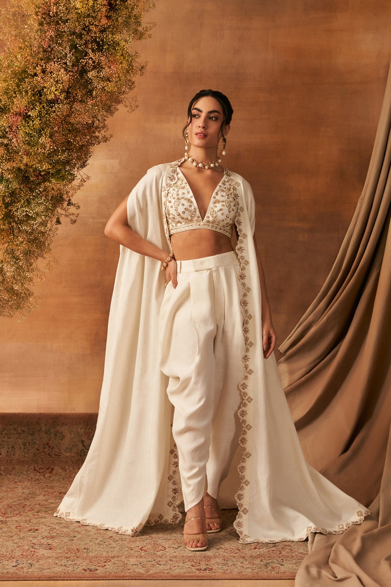 Kundo Whisper Dhoti Cape Set