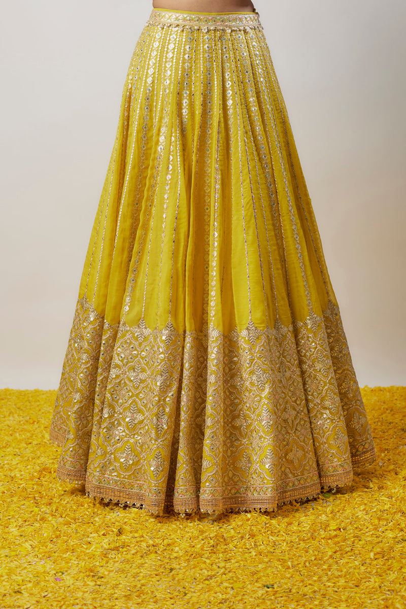 Mia Lehenga Set