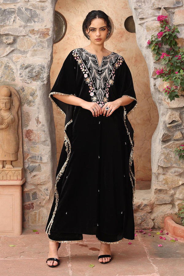 Black Kaftan