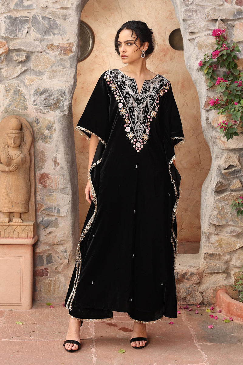 Black Kaftan