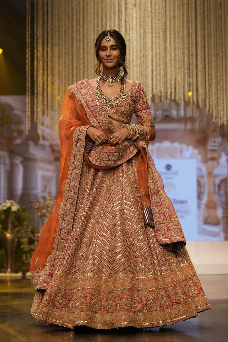 Blouse With Lehenga With Dupatta