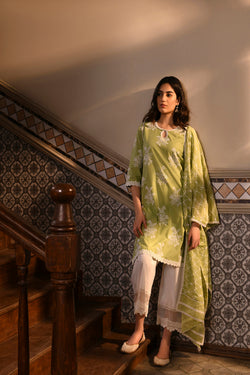 Ayda Kurta with Floral Lace Flared Pants