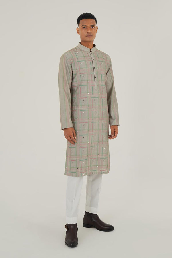 Geometric Embroidered Kurta Set With Mirror Work