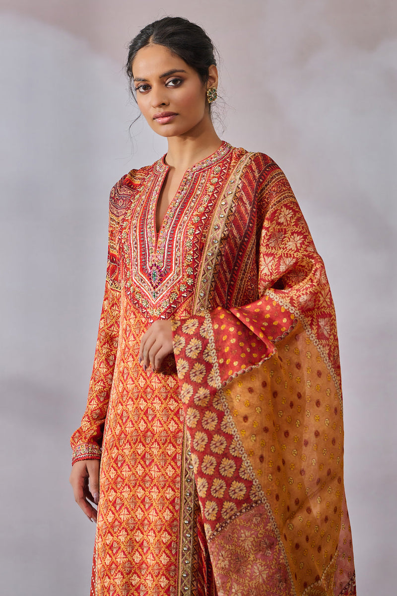 Kurta Dupatta Churidar