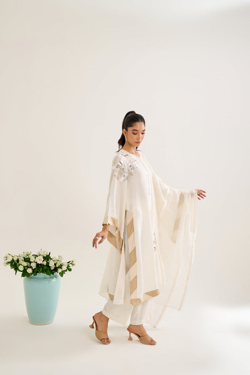 Nargis Kurta Set