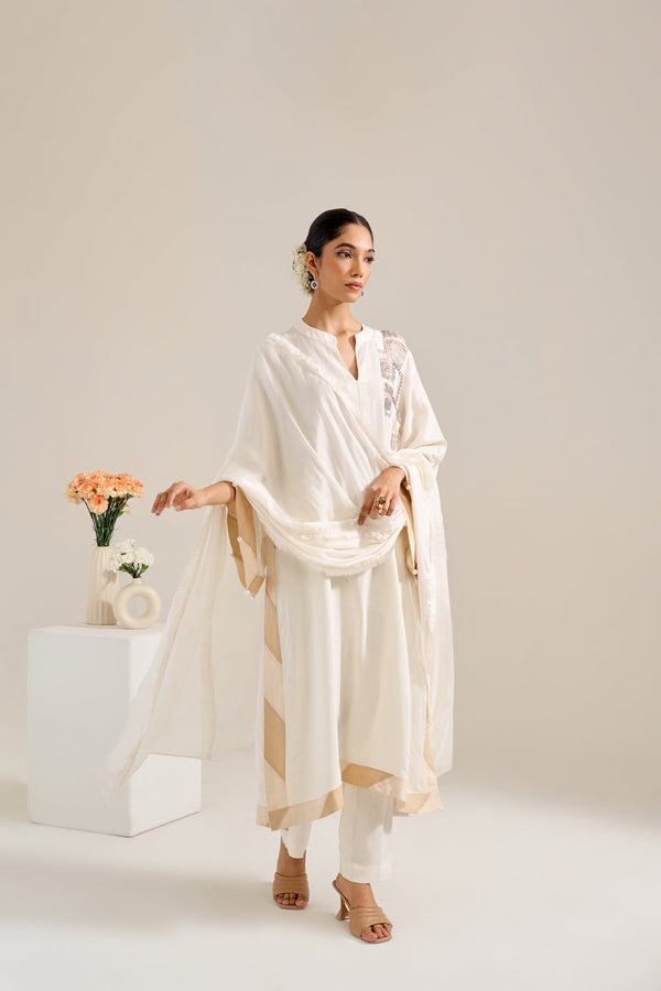 Mogra Kurta Set