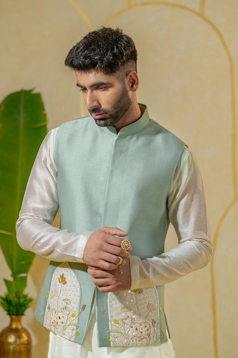 Ivory Pin-Patch Short Kurta Set