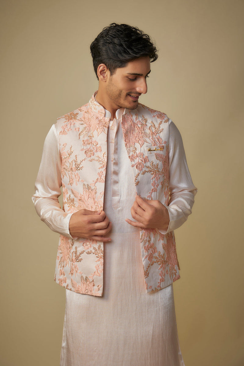 Peach Floral Bundi With Kurta And Pant