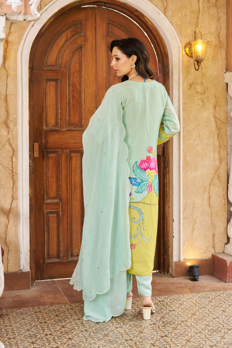 Nayaab Aqua Kurta Set