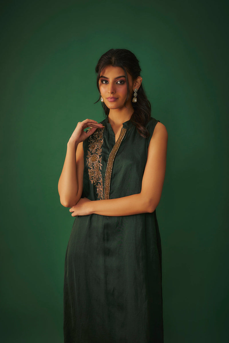 Emerald Green Kurta Pant Set With Copper Gold Embroidery