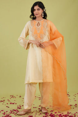 White Short Kalidar Kurta With Salwar And Peach Dupatta