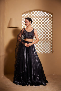 Qainaat Lehenga