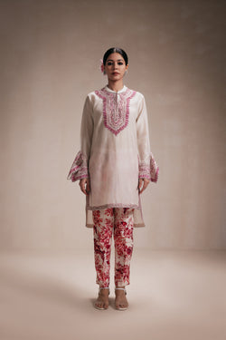 Ivory Kurta Set With Pink Embllishment