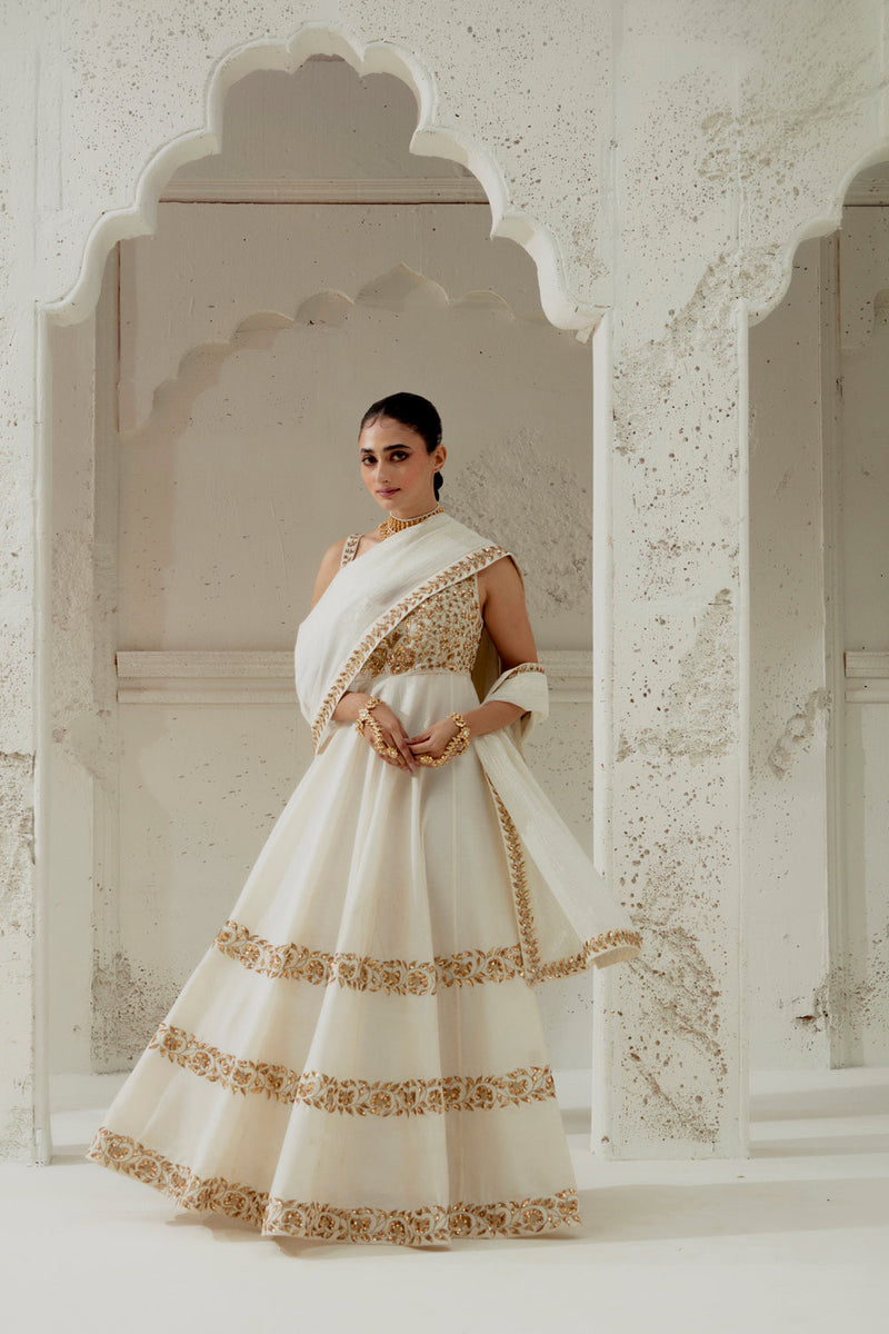 Ivory Anarkali, Suit