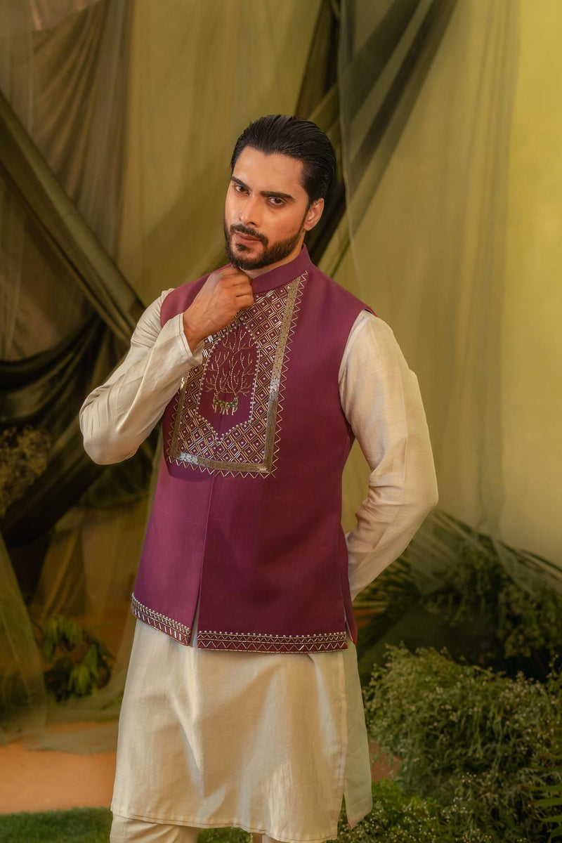 Reindeer Dusty Ivory Long Kurta Set