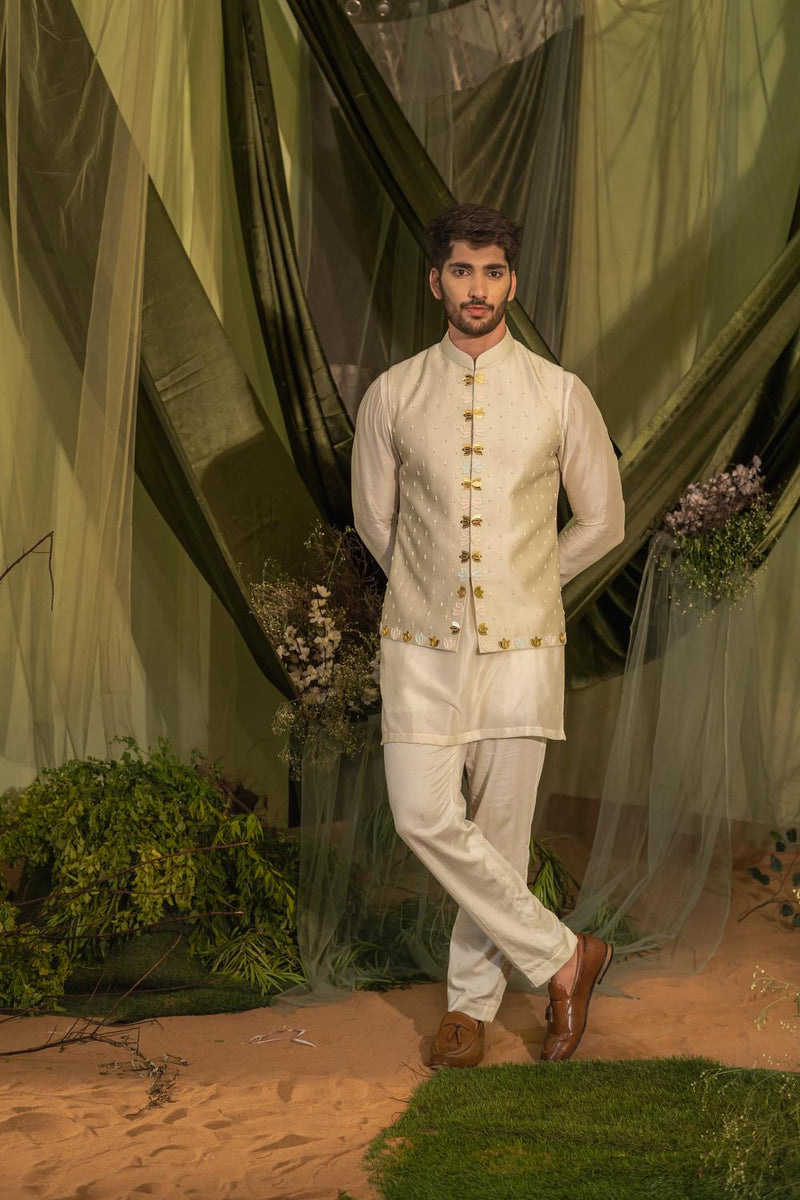 Ivory Double Collar Long Kurta Set