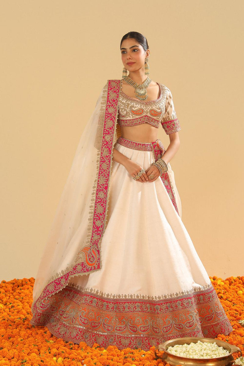 Blouse With Lehenga With Dupatta