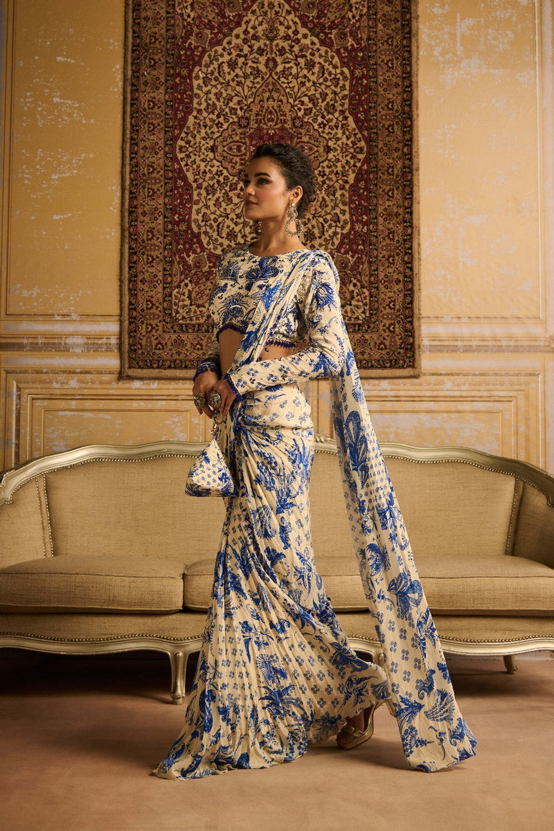 Blue Highlighted Blouse And  Dhoti Saree Set