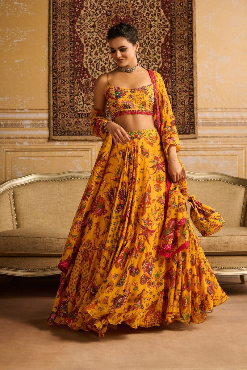 Yellow Highlighted Blouse And  Highlighted Lehenga Set