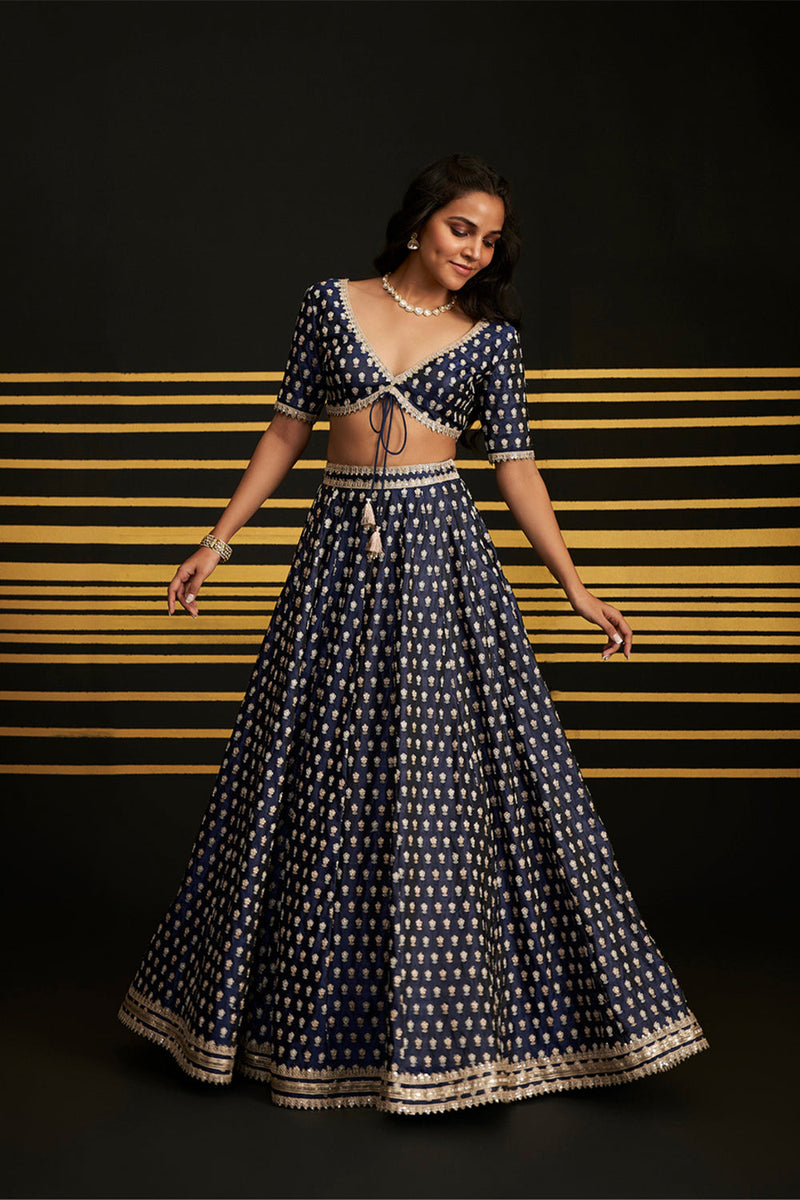 Heeriye Lehenga