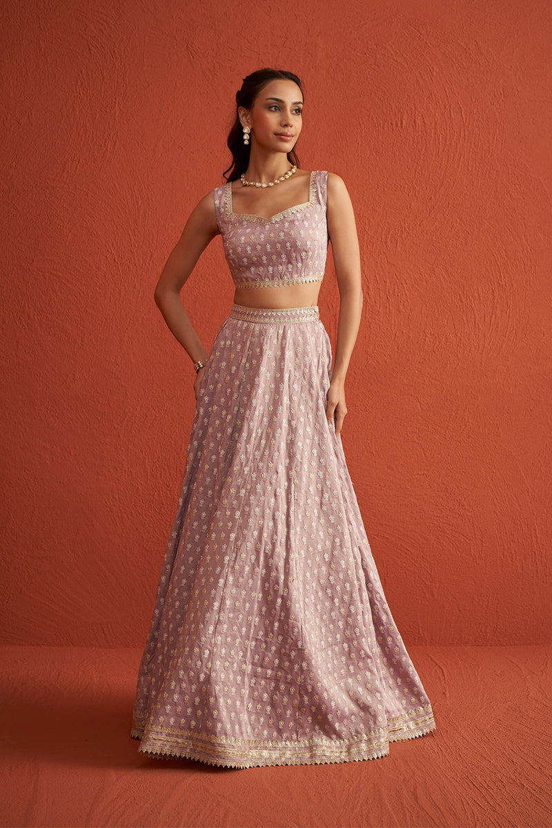 Heeriye Lehenga