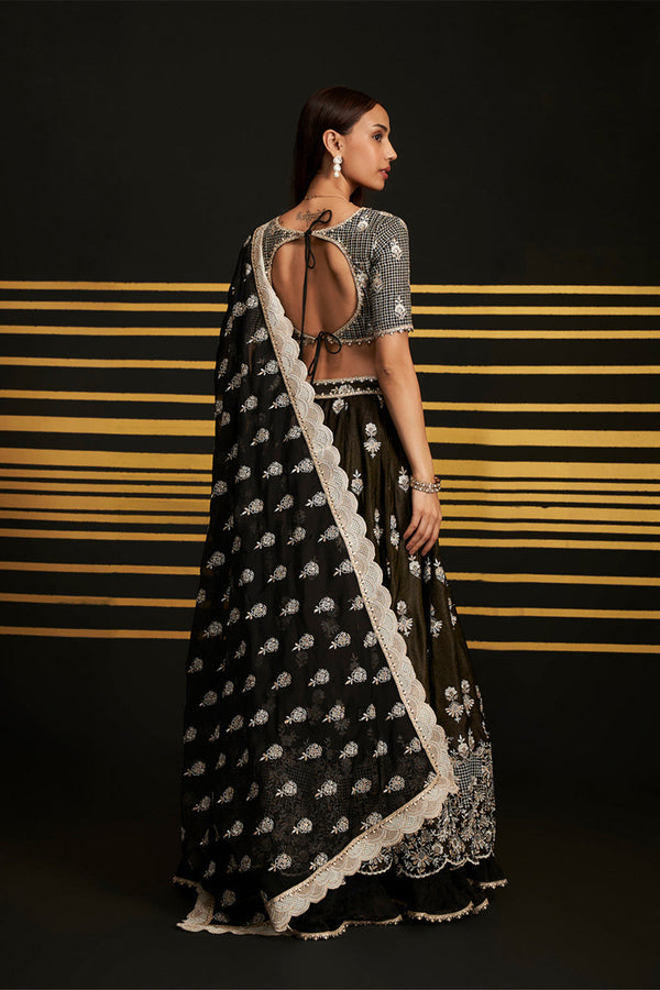 Sathi Lehenga