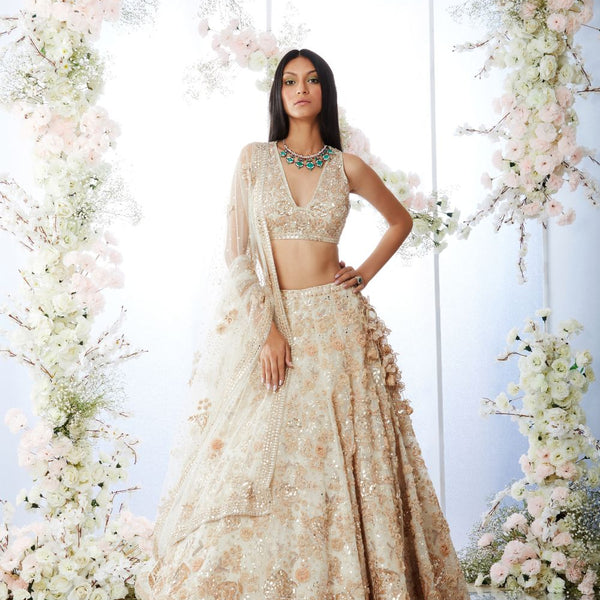 Buy Cream Tulle Embroidered Floral Sweetheart Neck Bridal Lehenga Set For  Women by Nitika Gujral Online at Aza Fashions.