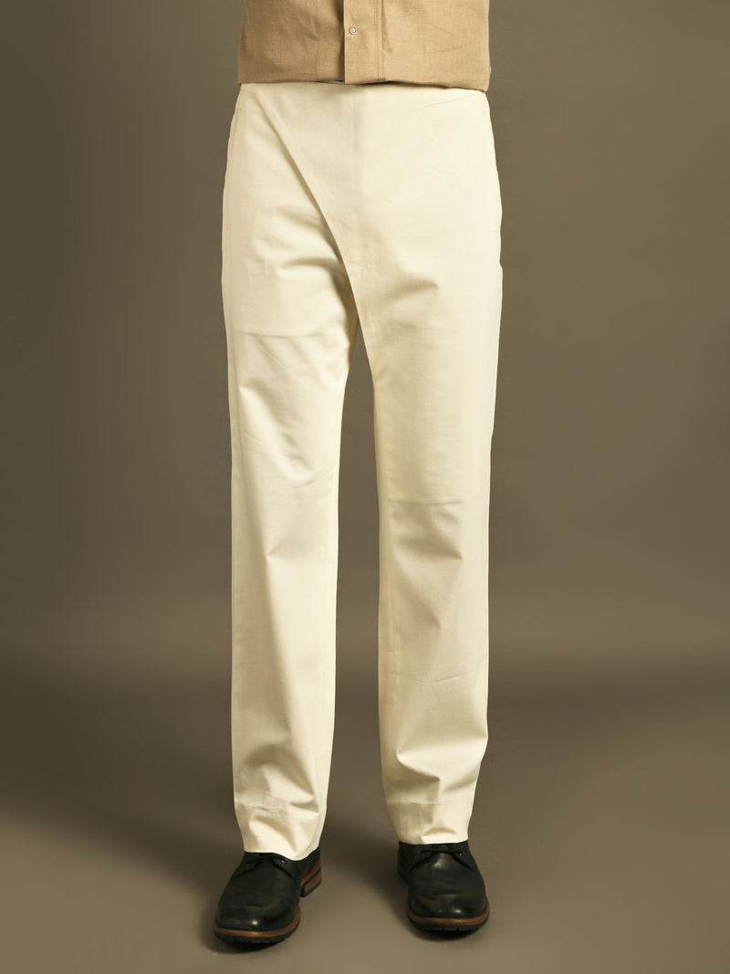 Pantoloni corti short uomo bermuda in denim jeans bianco con st - IetpShops  Ukraine - Harem cut trousers Strappy Balmain