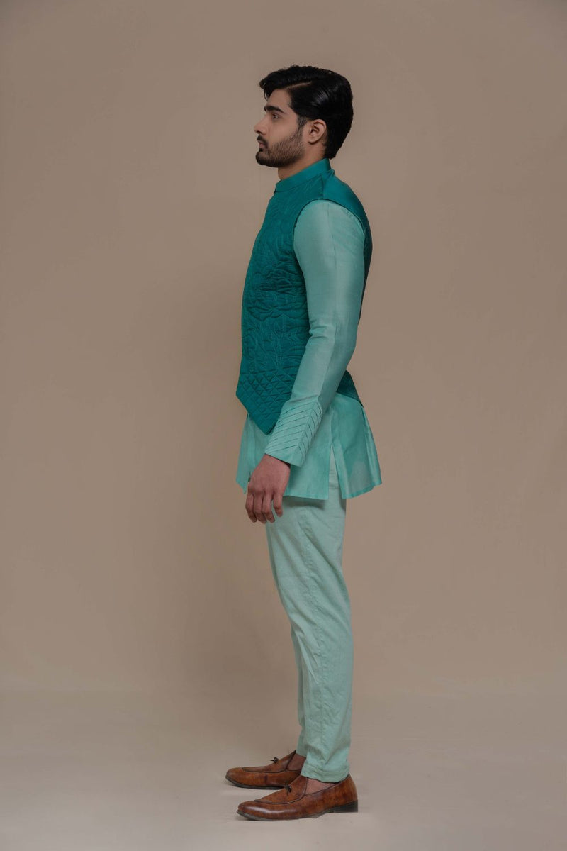 TURQUOISE HANDQUILTED SILK HALF JACKET