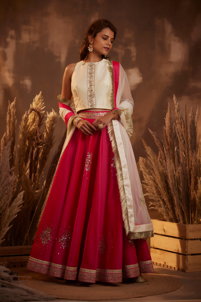 Bandhej Printed Cotton Lehenga in Off White and Red : LBC1642