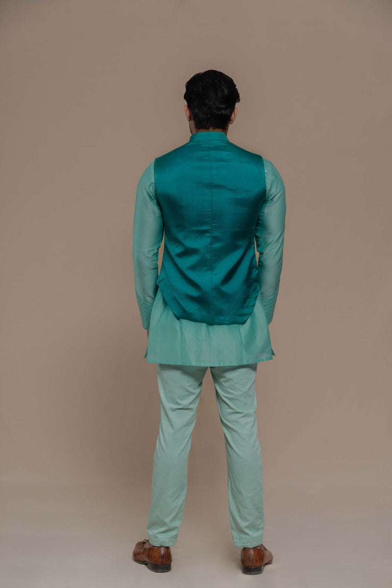 TURQUOISE HANDQUILTED SILK HALF JACKET