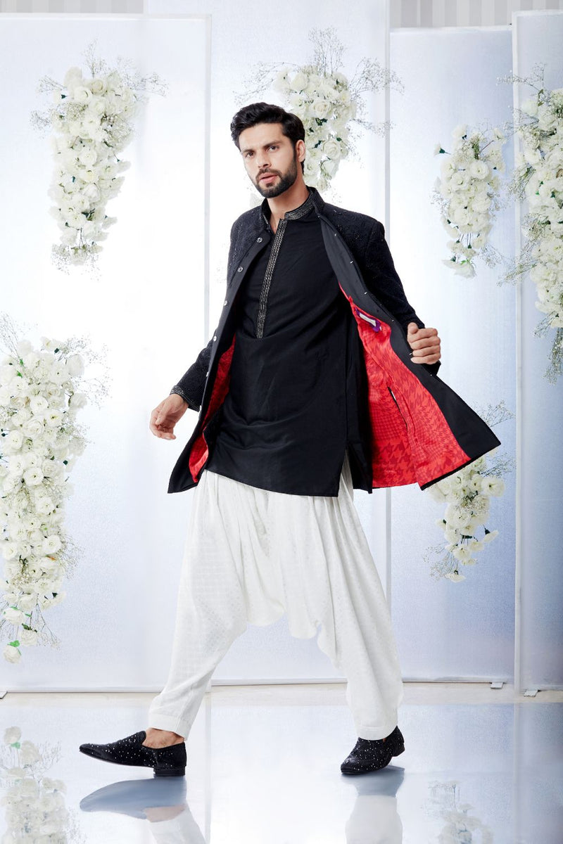 Sherwani Cover Bags at Rs 130/piece in New Delhi | ID: 2849626214597