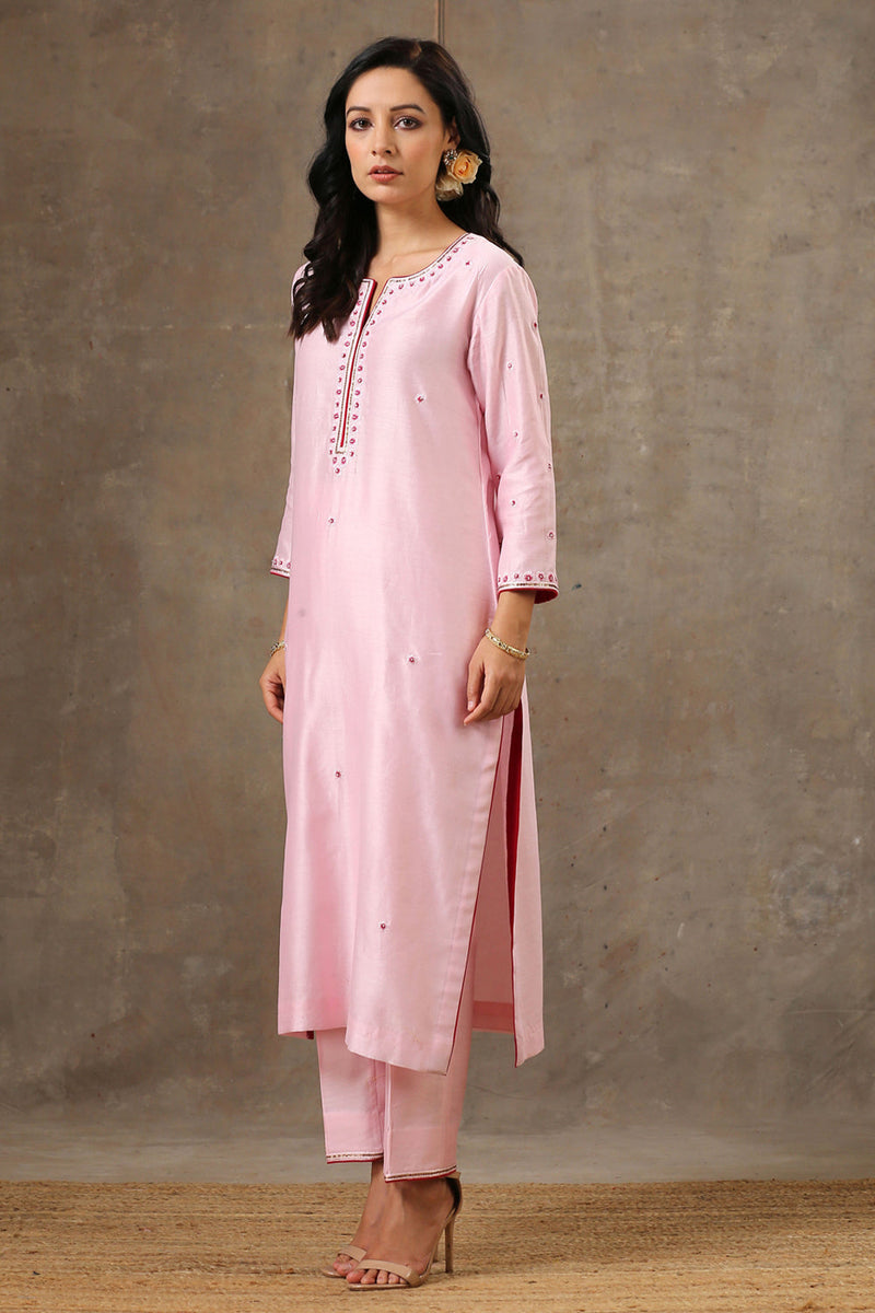 Hand Embroidered Chanderi Silk Pink Kurta Set