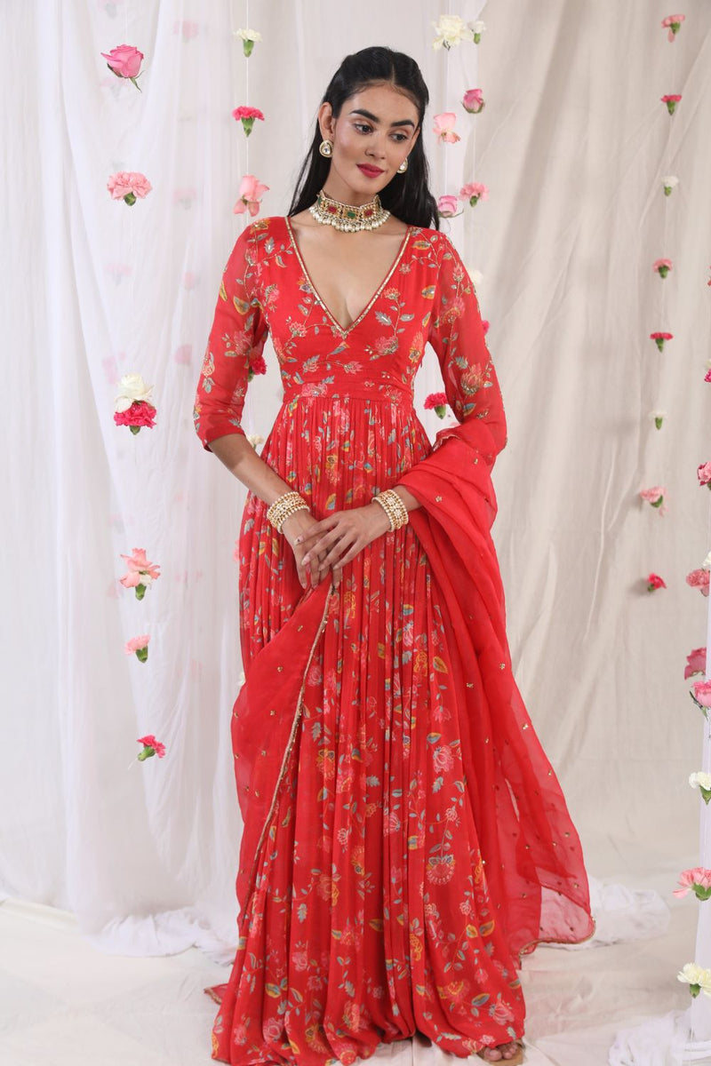 Black and red Anarkali. ..A | Anarkali dress pattern, Kalamkari dresses,  Long gown design